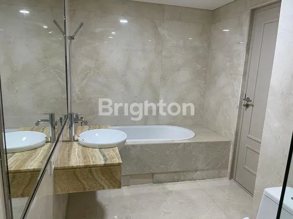 image THE PEAK 3 BR FURNISH (1)