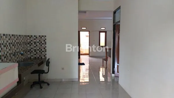 image RUMAH DI SARIMADU DEKAT PERUMAHAN SETRADUTA (3)
