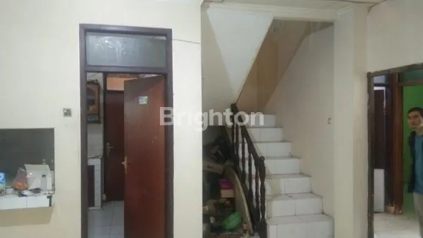 image RUMAH 2 LT - DAERAH TENANG - SEBRANG KOLAM RENANG- SEBELAH KELURAHAN CIMAHI (7)