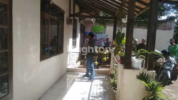 image RUMAH 2 LT - DAERAH TENANG - SEBRANG KOLAM RENANG- SEBELAH KELURAHAN CIMAHI (3)