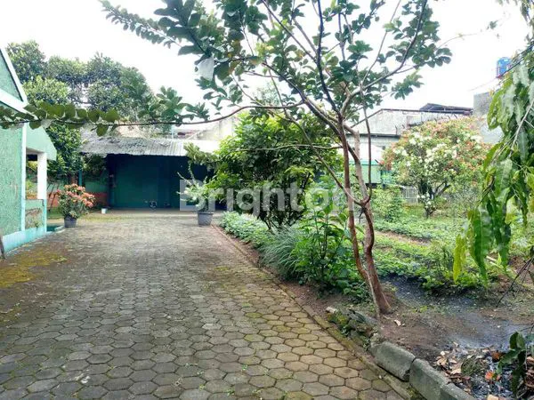 image RUMAH GUDANG DI PARAKAN SAAT, BANDUNG (7)