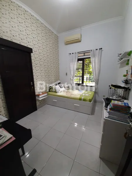 image RUMAH FULLY FURNISHED, APIK, STRATEGIS DI MUTIARA SENTUL (6)