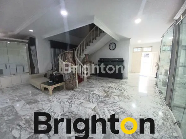 image RUMAH MANGGA BESAR TAMAN SARI JAKARTA BARAT - ELEGANT - LANTAI 2 (1)