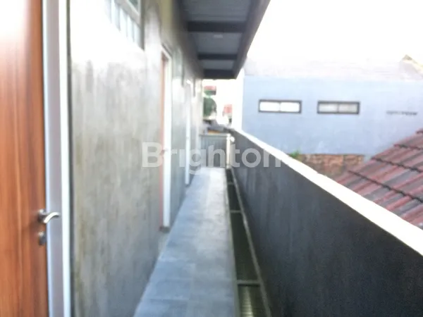 image RUMAH KOST HOTEL 13 PINTU UNIK BETAWI STYLE CIKINI JAKARTA PUSAT (3)