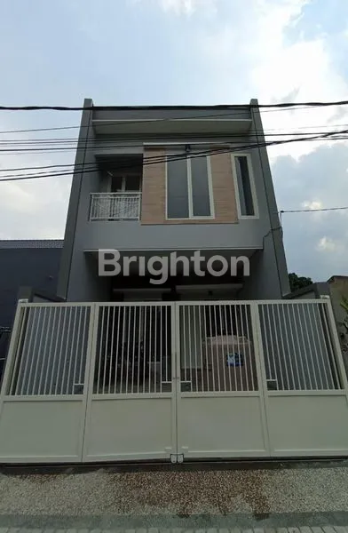 image RUMAH DI PRADAH PERMAI (1)