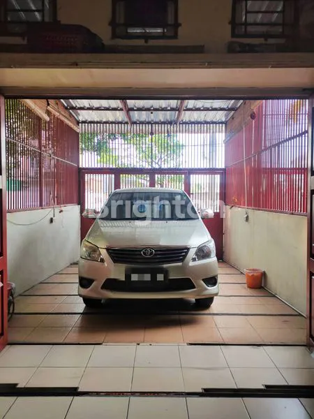 image RUKO BISNIS JL T. AMIR HAMZAH - FULL FURNISHED (1)