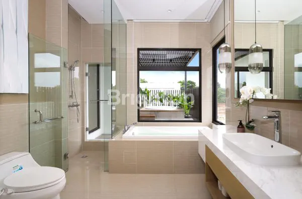 image RUMAH MODERN MINIMALIS SPLIT LEVEL CLUSTER TERBARU SUMMARECON GADING SERPONG TANGERANG (2)