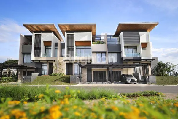image RUMAH MODERN MINIMALIS SPLIT LEVEL CLUSTER TERBARU SUMMARECON GADING SERPONG TANGERANG (1)