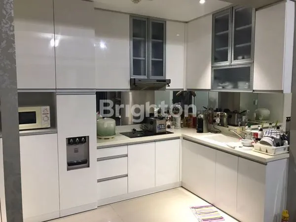 image PENTHOUSE MEWAH 3BR FULLFURNISH SIAP HUNI WATERPLACE (3)