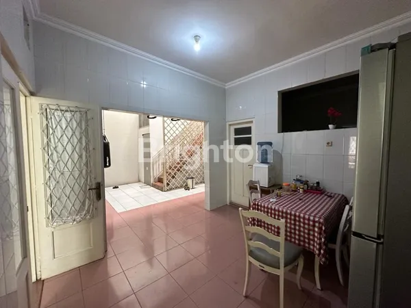 image RUMAH LANGKA SIAP HUNI ROW LEBAR JOHOR PERAK COCOK UNTUK KANTOR  (1)