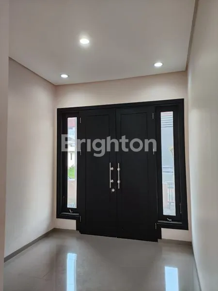 image RUMAH FULL RENOVASI KERTAJAYA INDAH REGENCY FREE WATER HEATER SIAP HUNI (1)