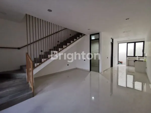 image RUMAH MINIMALIS 2 LT DI PONDOK CANDRA INDAH JERUK SIDOARJO  (2)