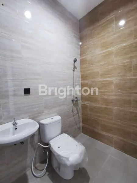 image RUMAH MINIMALIS 2 LT DI PONDOK CANDRA INDAH JERUK SIDOARJO  (5)