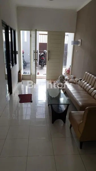 image GUDANG HARGA INVESTOR DI JL MEDAYU UTARA SURABAYA  (3)