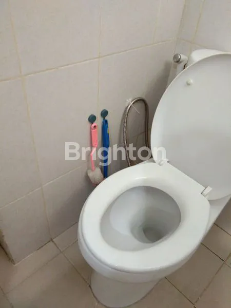 image DISEWAKAN APARTEMEN YALE LANTAI 12 (3)