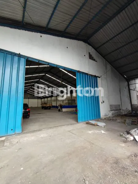 image TURUN HARGA GUDANG SIAP PAKAI KEPATIHAN INDUSTRI GRESIK (1)