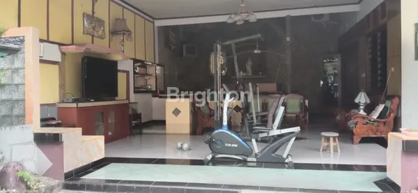 image RUMAH DAN TOKO TENGAH KOTA SURABAYA NOL JALAN KUSUMA BANGSA (7)