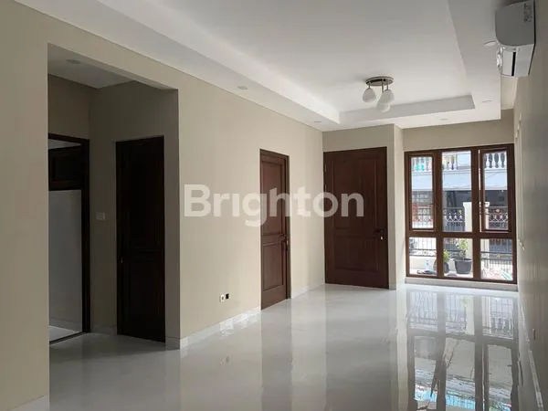 image RUMAH TOMANG, GROGOL, JAKARTA BARAT (3)