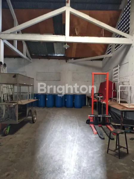 image JUAL CEPAT!!! GUDANG STRATEGIS DI PINGGIR JALAN BESAR MOJOSONGO SOLO (8)