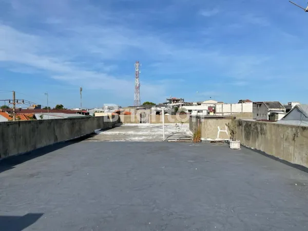 image RUMAH LUAS 842M2, DAERAH KAPASAN  (3)