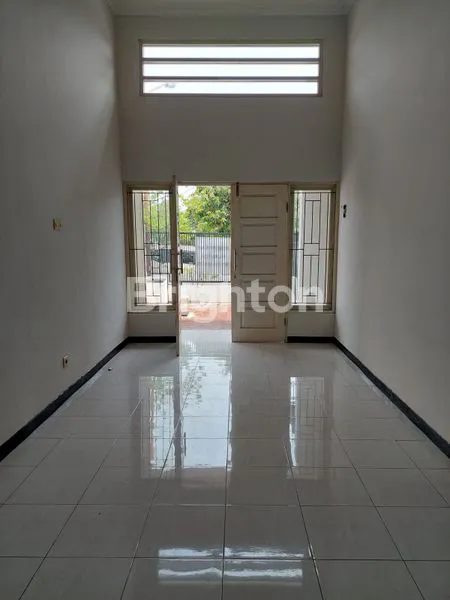 image RUMAH SIAP HUNI PONDOK MUTIARA REGENCY SIDOARJO (4)