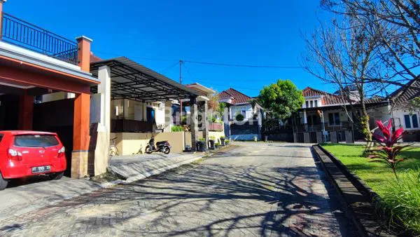 image RUMAH CANTIK 1 LANTAI DI HOOK FURNISHED (1)