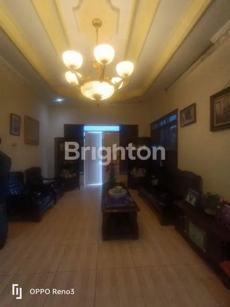 image DISEWAKAN RUMAH MEWAH FULL FURNISHED DI PERUMAHAN SEPINGGAN PRATAMA (4)