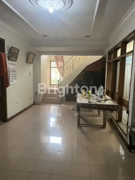 image RUMAH 2 LANTAI - STRATEGIS UNTUK USAHA - MAIN ROAD GATOT SUBROTO CIMAHI (3)