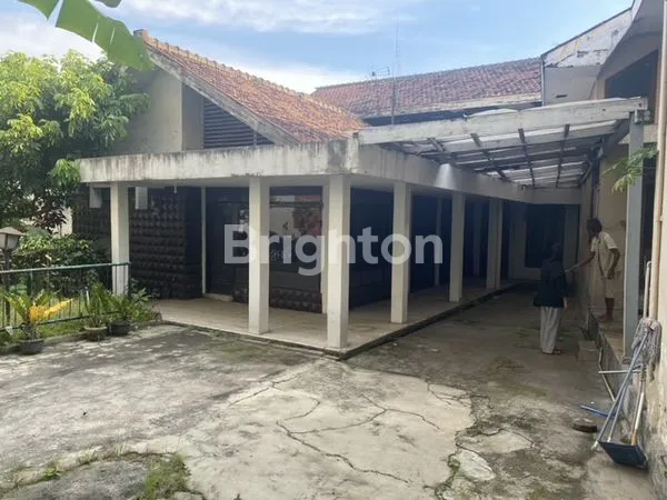 image RUMAH 2 LANTAI - STRATEGIS UNTUK USAHA - MAIN ROAD GATOT SUBROTO CIMAHI (7)