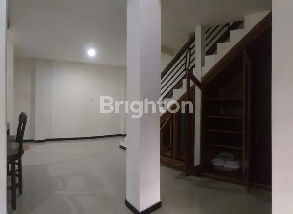 image RUMAH 2 LANTAI MEWAH DAN EKSKLUSIF BESERTA FURNITURE (4)