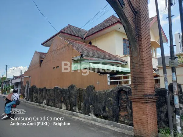 image RUMAH HALAMAN LUAS PONOROGO (2)