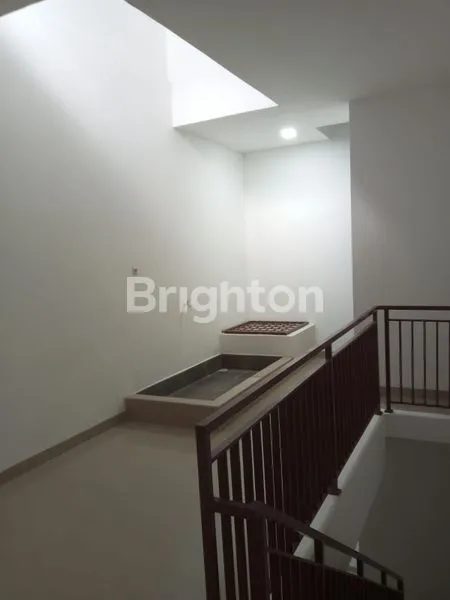 RUMAH TAMAN PALEM LESTARI JAKARTA BARAT