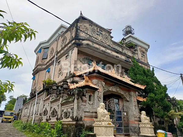 image RUMAH 3 LANTAI FULL MARMER DENPASAR (1)