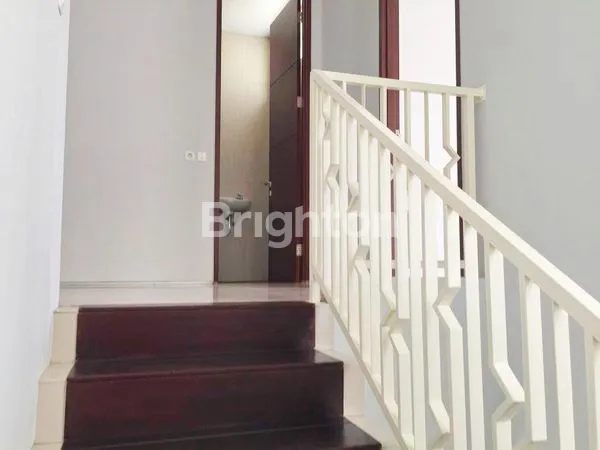 image RUMAH MURAH DI PERMATA JINGGA!! SIAP HUNI HARGA NEGO (4)