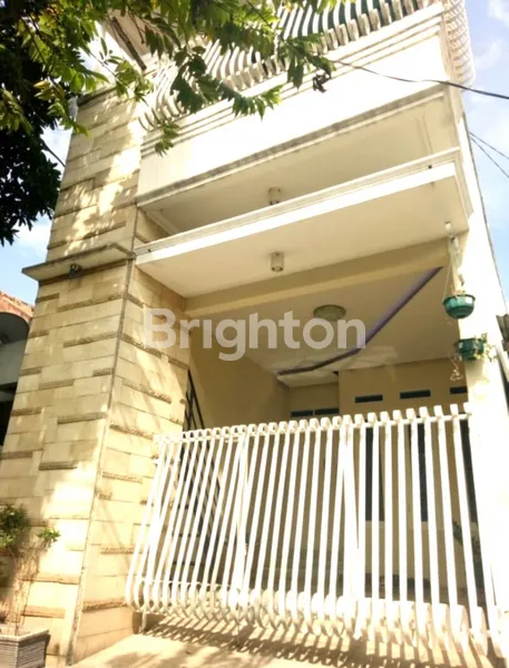 image RUMAH CILEDUG TANGERANG MURAH MODERN MINIMALIS 2 LANTAI +KOLAM RENANG MINI JARANG ADA (1)