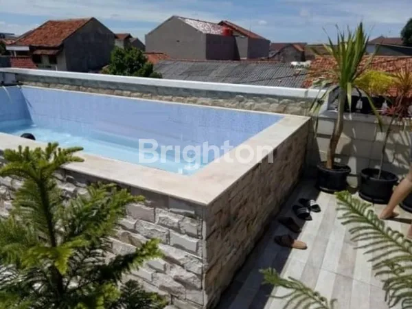 image RUMAH CILEDUG TANGERANG MURAH MODERN MINIMALIS 2 LANTAI +KOLAM RENANG MINI JARANG ADA (7)