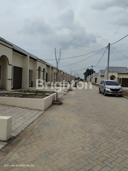 image RUMAH SURABAYA BARAT (3)