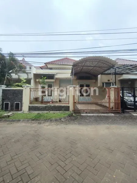 image RUMAH BERSIH DI PERUMAHAN CENTRAL PARK A.YANI KETINTANG SURABAYA (1)