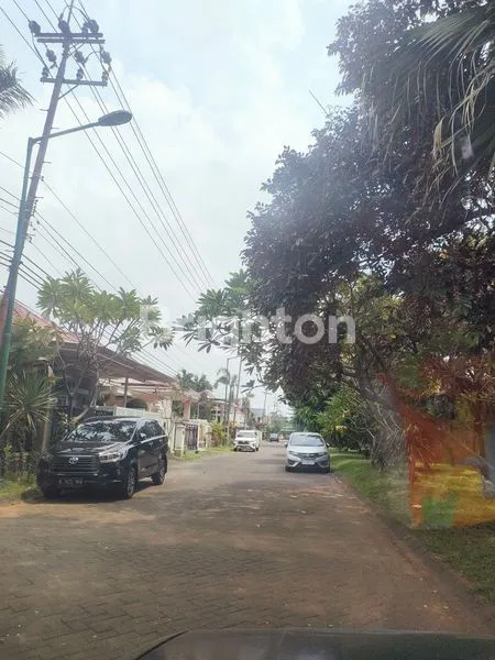 image RUMAH BERSIH DI PERUMAHAN CENTRAL PARK A.YANI KETINTANG SURABAYA (2)