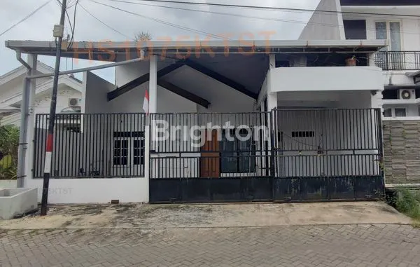 image RUMAH KLAMPIS SEMOLO STRATEGIS DEKAT RAYA MERR ROW JALAN LUAS 3 MOBIL (1)