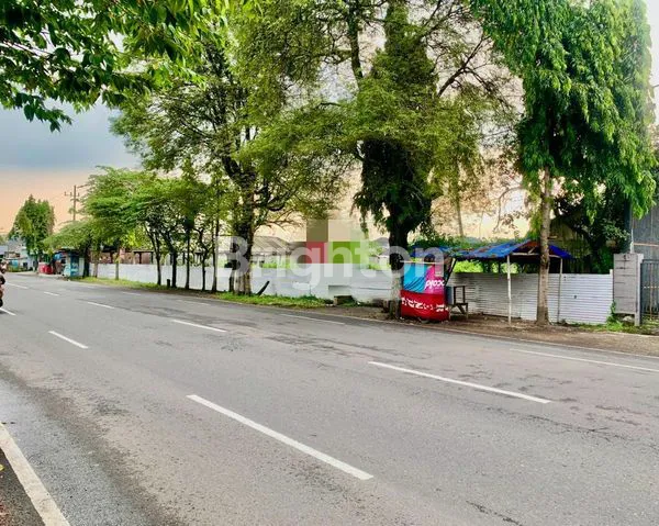 LAHAN LUAS TENGAH KOTA