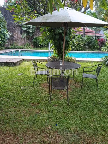 image RUMAH SUPER MEWAH DI JAYA MANDALA, KUNINGAN JAKARTA SELATAN (5)