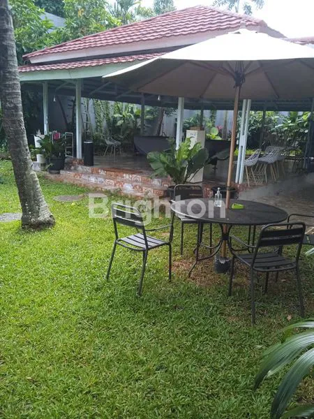 image RUMAH SUPER MEWAH DI JAYA MANDALA, KUNINGAN JAKARTA SELATAN (6)