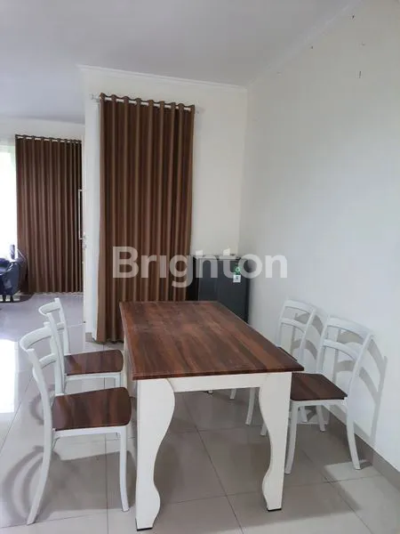 image RUMAH DISEWAKAN FULL FURNISH DI GRAND CITY (5)