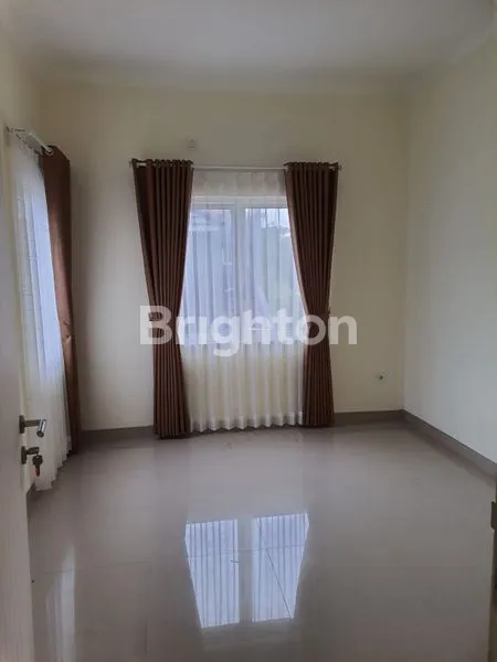 image RUMAH DISEWAKAN FULL FURNISH DI GRAND CITY (4)