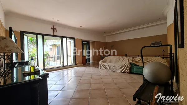 image RUMAH CLASSIC ASRI 3 LANTAI SIAP HUNI PONDOK INDAH (6)