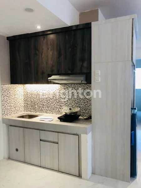 image *UNIT BAGUS DI SEWAKAN DI PUNCAK DHARMAHUSADA DENGAN HARGA YANG MURAH,FULL FURNISHED MEWAH,MASIH BARU, DEKAT DENGAN GALAXI MALL DAN UNIV AIRLANGGA* (2)