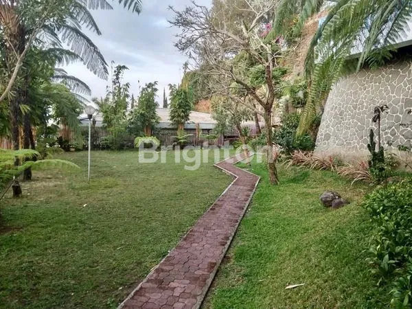 image VILLA DI JL SEDAP MALAM PASURUAN  (3)