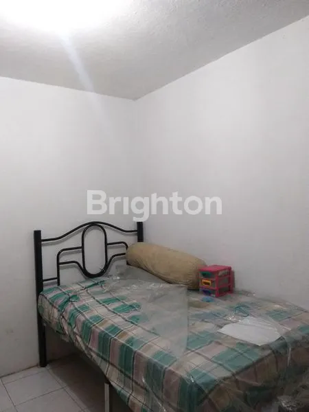 image RUMAH KOMPLEKS TAMAN KOTA JAKARTA BARAT SIAP HUNI (3)