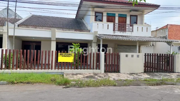 image RUMAH BAGUS TERAWAT DI JEMUR ANDAYANI MURAH LOKASI STRATEGIS HARGA NEGO DEKAT PUSAT KOTA SURABAYA (1)